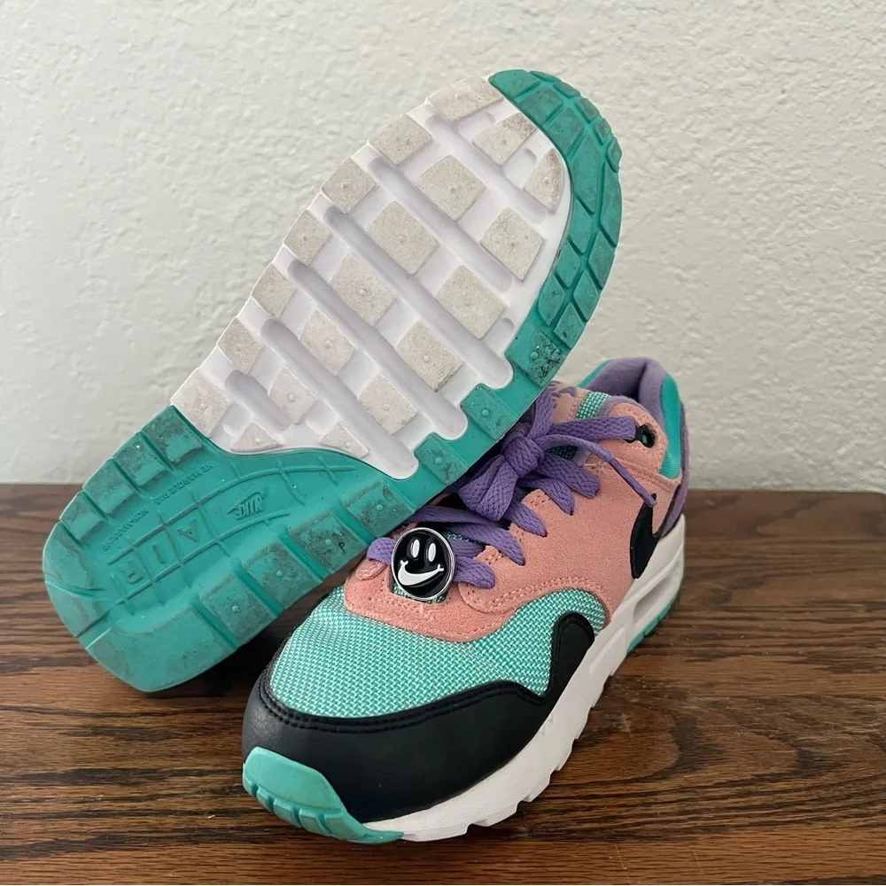 Nike Air Max 1 Have a Nike Day Boys Youth 6.5 Multicolor Sneakers